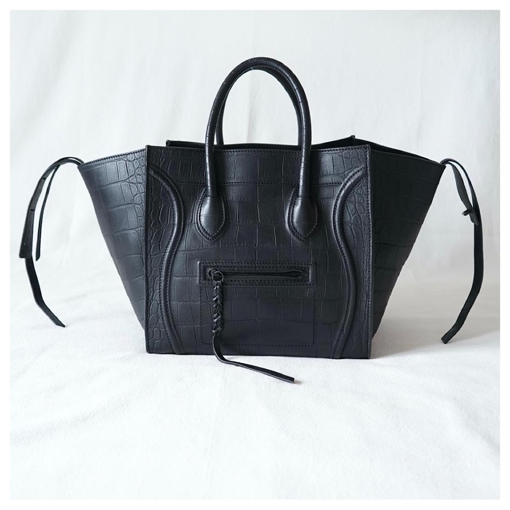 ◼️Celine Black Croc Embossed Leather Medium Phantom Luggage Tote